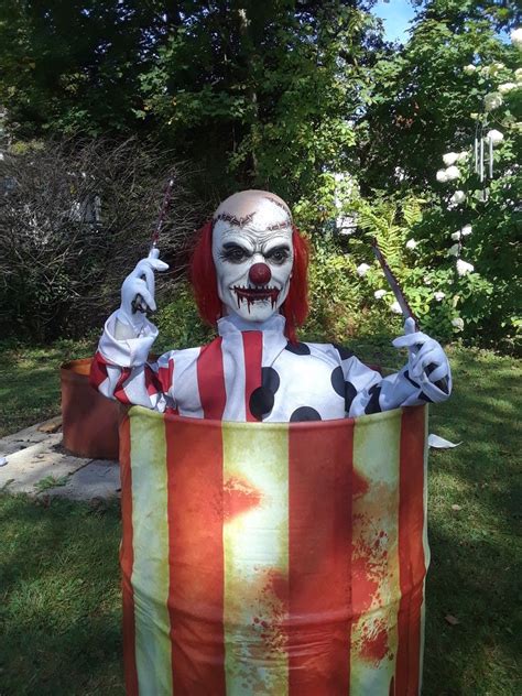 scary circus decorations|creepy clown decorations.